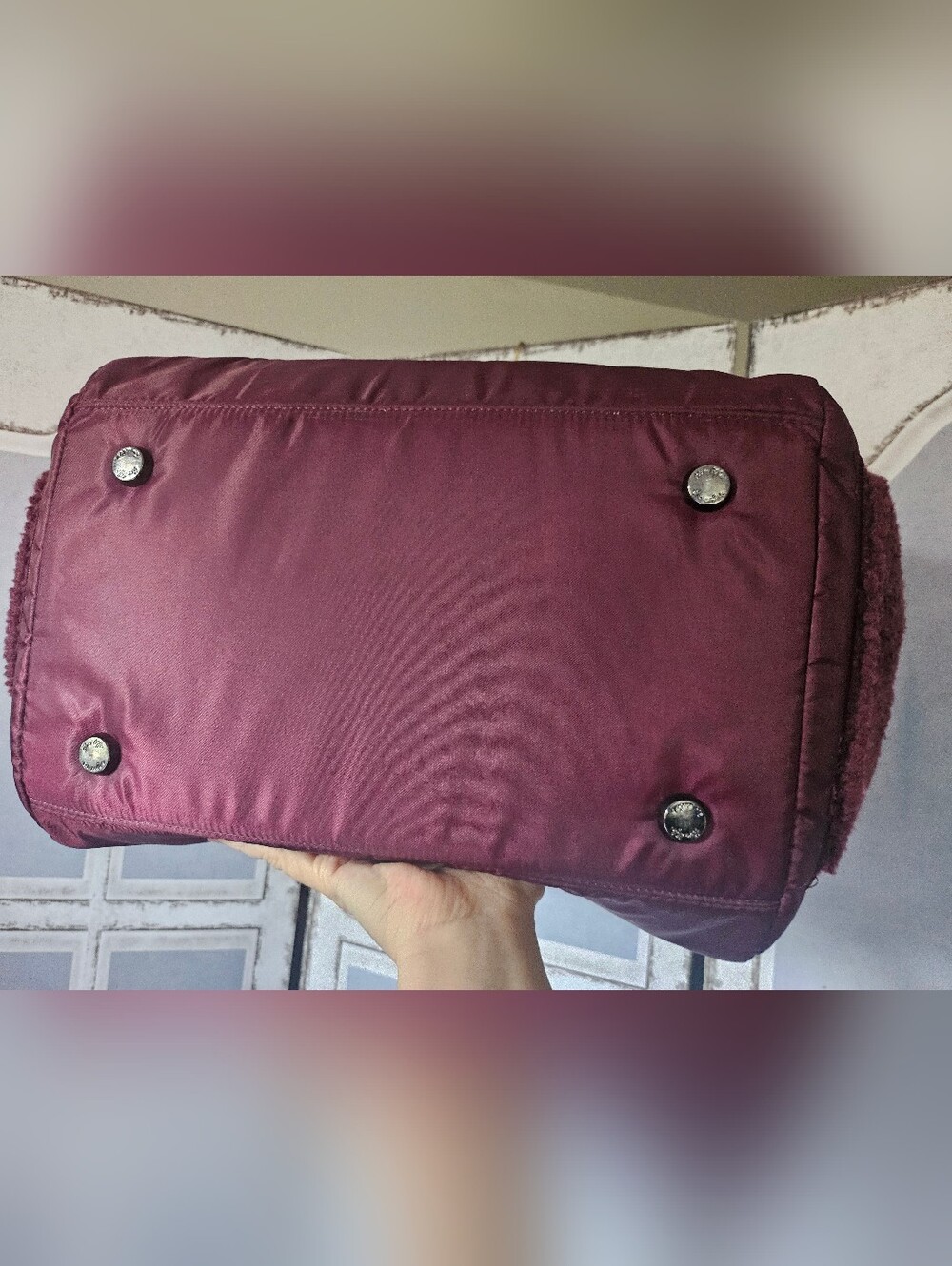 $120 Retail! Lug Avion SE Sherpa Letterman Tote In Wine - Preppy Bag - Picture 3 of 11